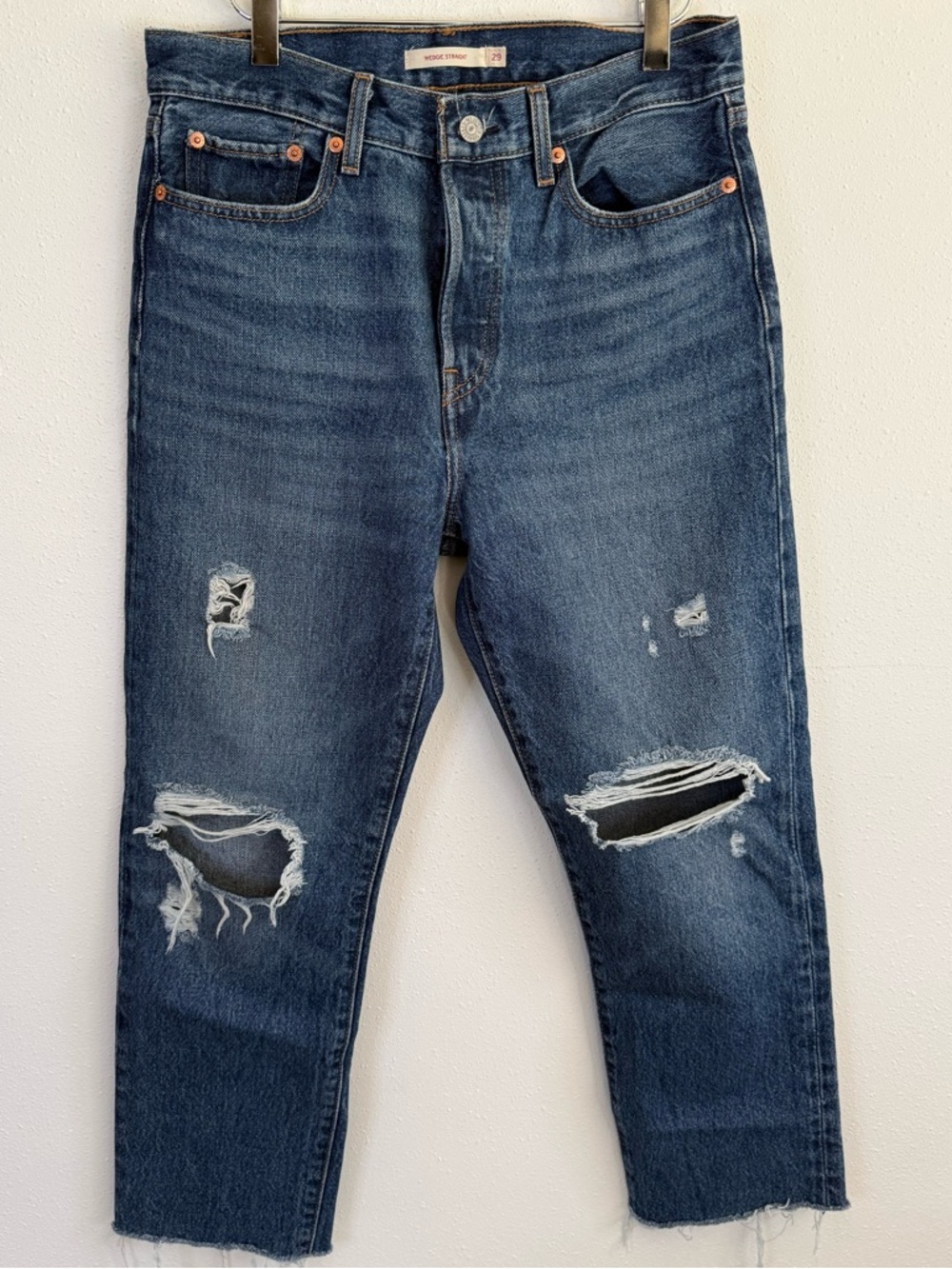 Levi’s Wedgie Straight Jeans Women’s 29 Distressed Raw Hem High Rise